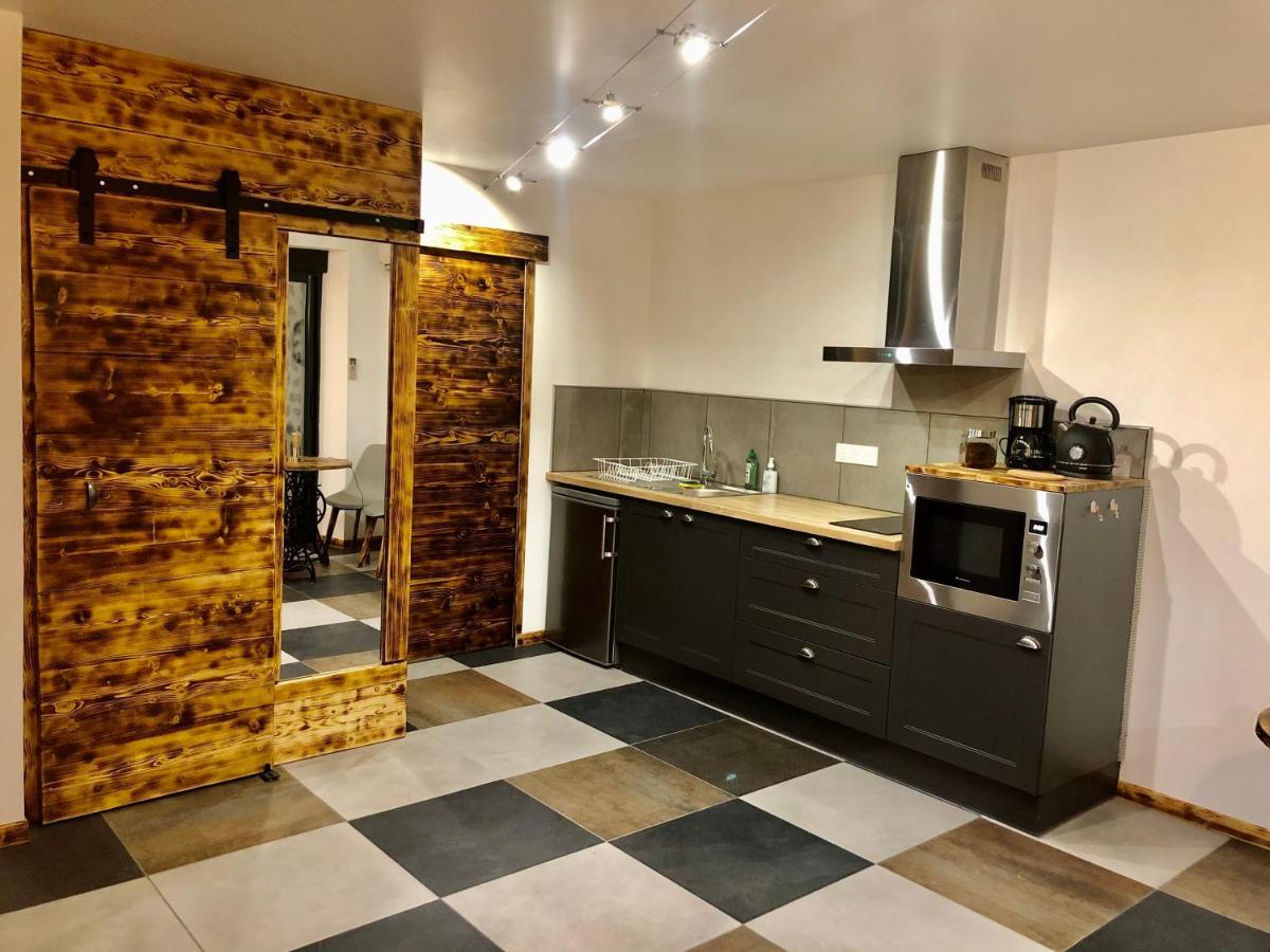 Studio Cocooning Spa, Lit Xxl, Cour Exterieure Le Puy-en-Velay Exterior foto